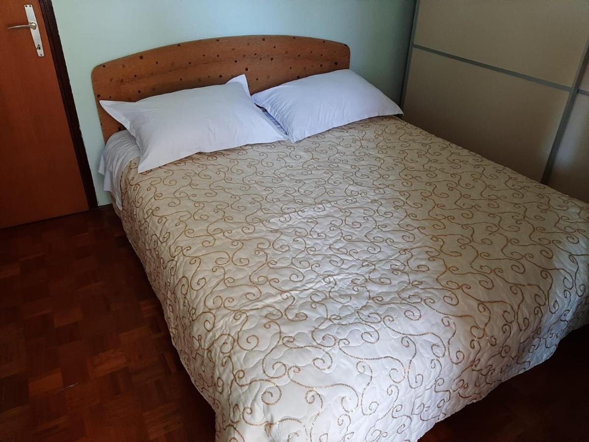 Appartamento Apartman Matea Zara Esterno foto