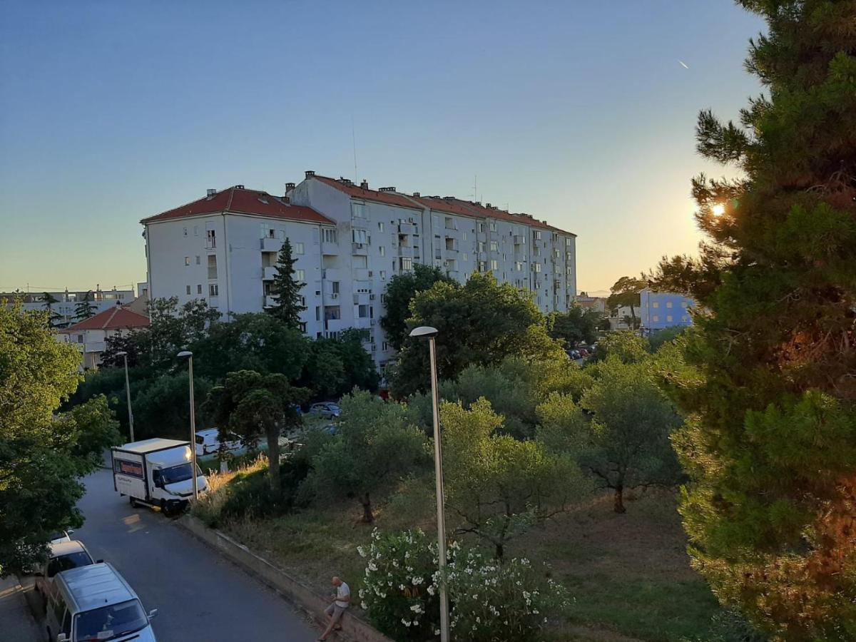 Appartamento Apartman Matea Zara Esterno foto