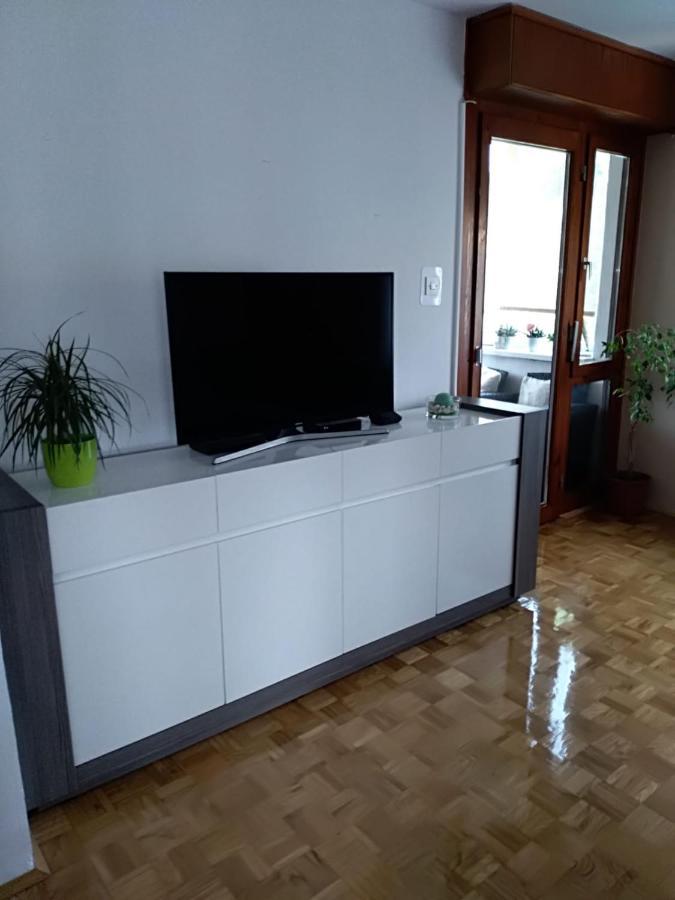 Appartamento Apartman Matea Zara Esterno foto